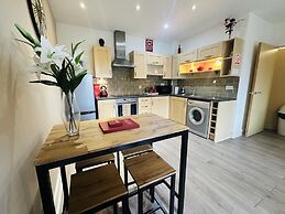 Grand Central Apartments, Centro