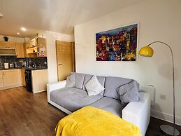 Grand Central Apartments, Centro