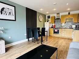 Grand Central Apartments, Centro