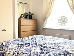 Grand Central Apartments, Centro