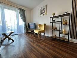 Grand Central Apartments, Centro