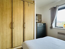 Grand Central Apartments, Centro