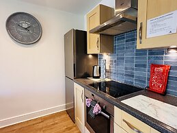 Grand Central Apartments, Centro