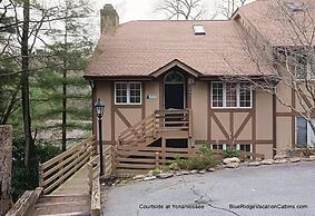 Courtside at Yonahlossee Apartment