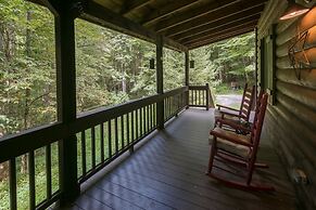 Hidden Creek Cabin Apartment