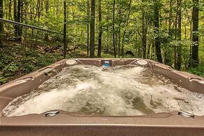 Hidden Creek Cabin Apartment