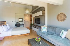 Inn at Moonlight Beach