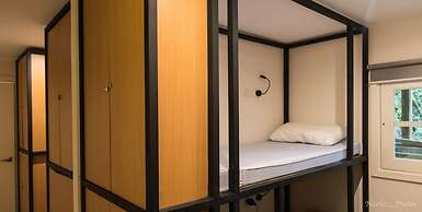 Kame House Backpackers - Hostel - Adults Only