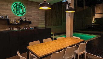 Kame House Backpackers - Hostel - Adults Only