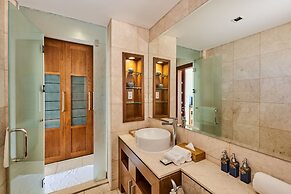 Vacation Homes Pool Villa