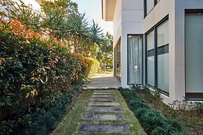 Vacation Homes Pool Villa