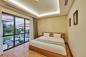 Vacation Homes Pool Villa