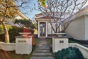 Vacation Homes Pool Villa