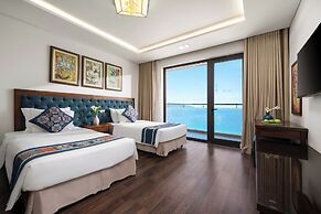 Balcona Hotel Da Nang