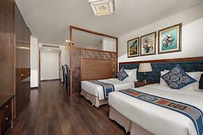 Balcona Hotel Da Nang