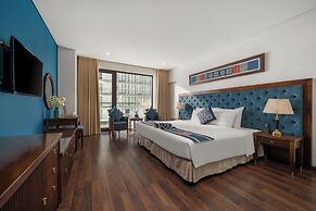 Balcona Hotel Da Nang