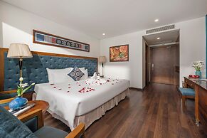 Balcona Hotel Da Nang
