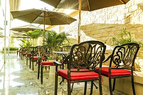 Balcona Hotel Da Nang