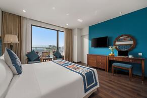 Balcona Hotel Da Nang