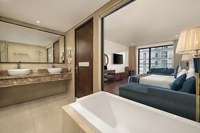 Balcona Hotel Da Nang