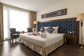 Balcona Hotel Da Nang