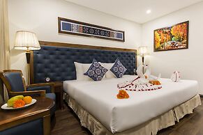 Balcona Hotel Da Nang
