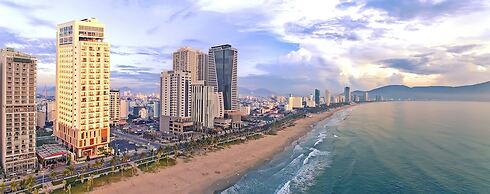 Balcona Hotel Da Nang