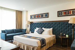 Balcona Hotel Da Nang