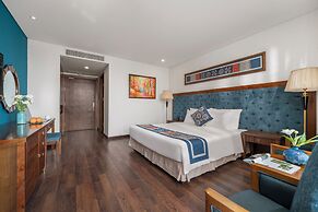 Balcona Hotel Da Nang