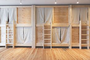 Noboribetsu Guest House AKA & AO - Hostel