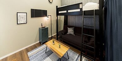 Trip Pod Komondo-Machi