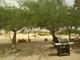 Lotan Desert Travel Hotel