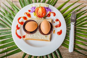 The Syron Huts Lembongan