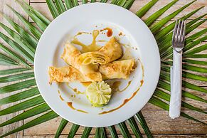 The Syron Huts Lembongan