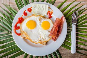 The Syron Huts Lembongan