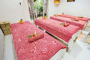 The Syron Huts Lembongan