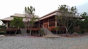 Loesloei Garden Resort Phurua