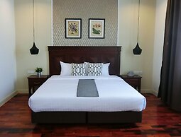 Bloom Boutique Hotel and Cafe