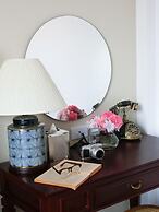 Bloom Boutique Hotel and Cafe
