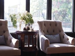 Bloom Boutique Hotel and Cafe