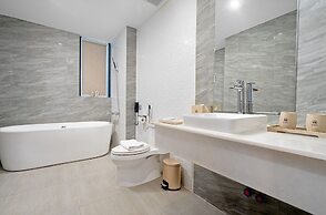 HAIAN Beach Hotel & Spa