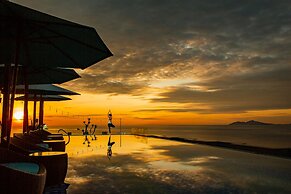 HAIAN Beach Hotel & Spa