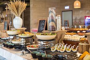 HAIAN Beach Hotel & Spa