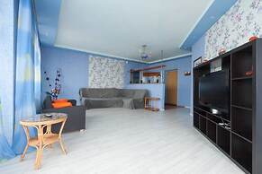 Adel Apartments near Grinvich