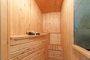 Adel Apartments near Grinvich