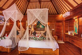 Sunset Garden Nusa Lembongan