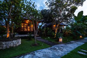 Sunset Garden Nusa Lembongan