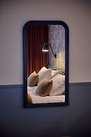 Le Manoir Hotel