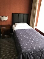 Warwick Lodge