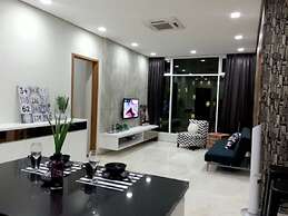 KL101 Service Suite at Soho Suites KLCC